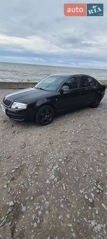 Лифтбек Skoda Superb 2008 в Кременчуге