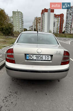 Лифтбек Skoda Superb 2006 в 