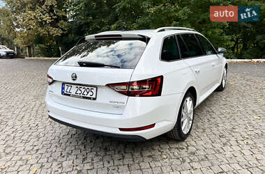 Универсал Skoda Superb 2017 в 