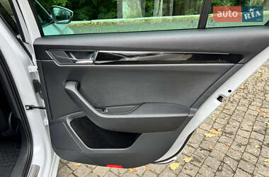 Универсал Skoda Superb 2017 в 
