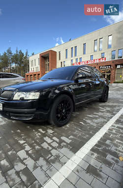 Лифтбек Skoda Superb 2006 в 