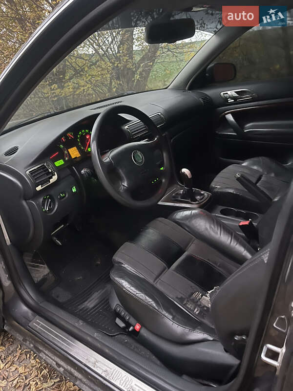 Skoda Superb 2005