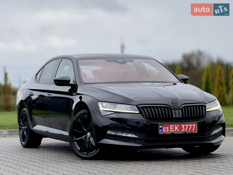 Лифтбек Skoda Superb 2021 в Луцке