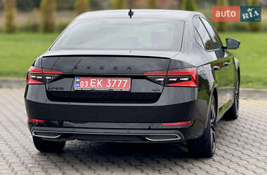 Лифтбек Skoda Superb 2021 в 