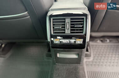 Лифтбек Skoda Superb 2021 в 