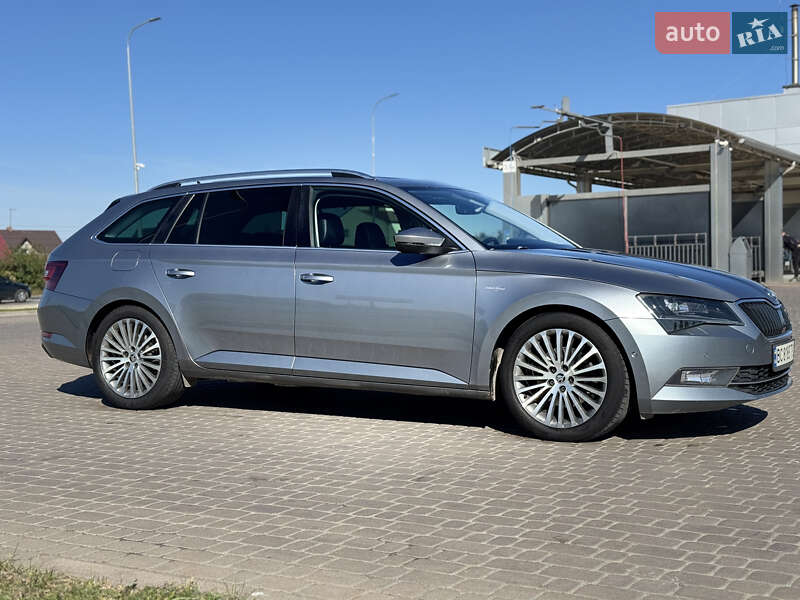 Универсал Skoda Superb 2017 в Львове