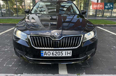 Универсал Skoda Superb 2017 в 