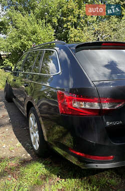 Универсал Skoda Superb 2017 в 