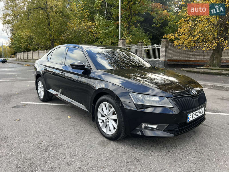 Лифтбек Skoda Superb 2016 в Виннице