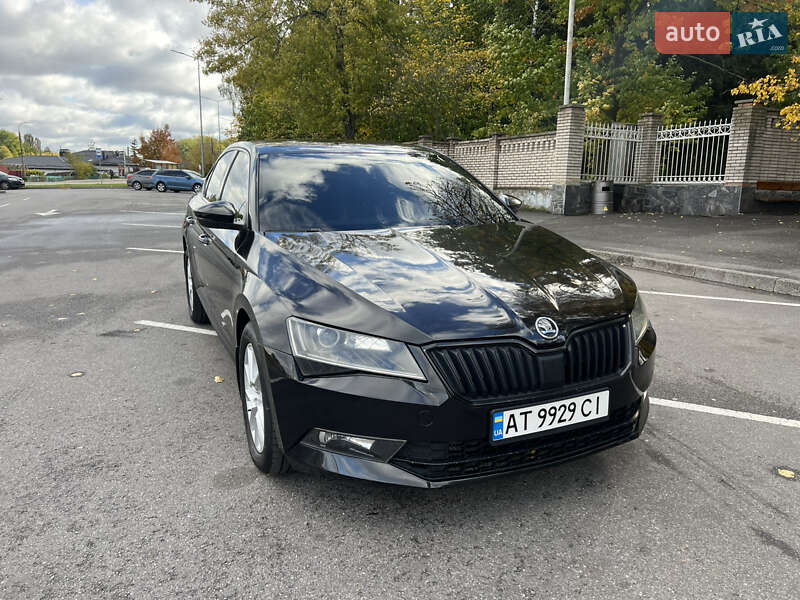 Лифтбек Skoda Superb 2016 в Виннице