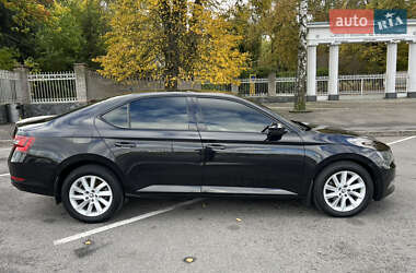 Лифтбек Skoda Superb 2016 в Виннице