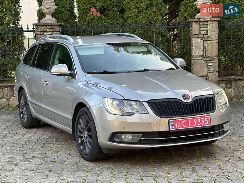 Універсал Skoda Superb 2014 в Надвірній