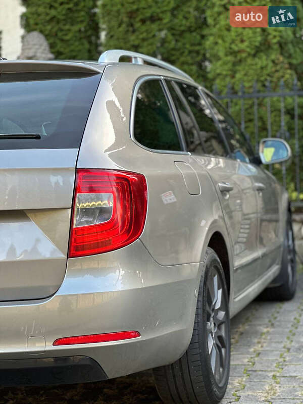 Універсал Skoda Superb 2014 в Надвірній