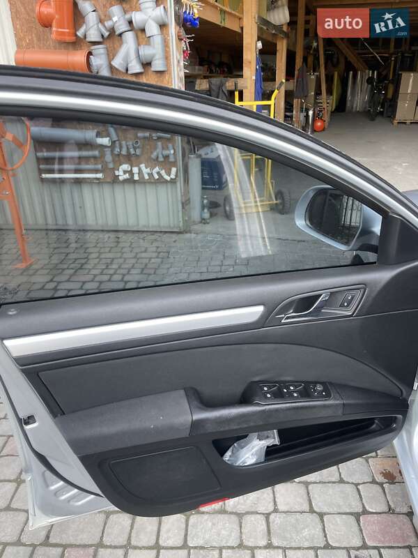 Лифтбек Skoda Superb 2010 в Нереснице фото 9 Лифтбек Skoda Superb 2010 в Нереснице