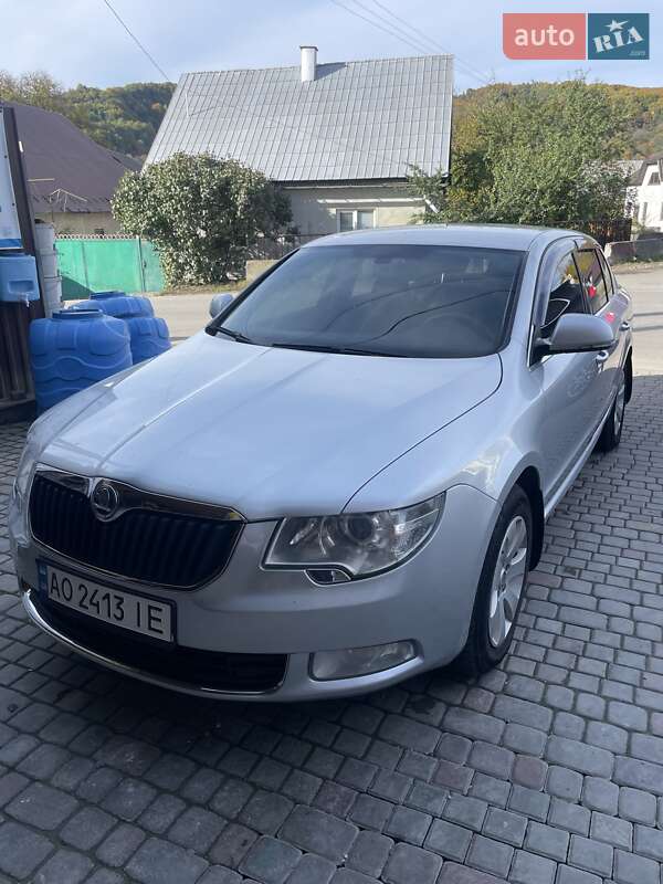 Лифтбек Skoda Superb 2010 в Нереснице фото 15 Лифтбек Skoda Superb 2010 в Нереснице