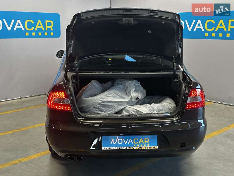 Лифтбек Skoda Superb 2012 в Киеве