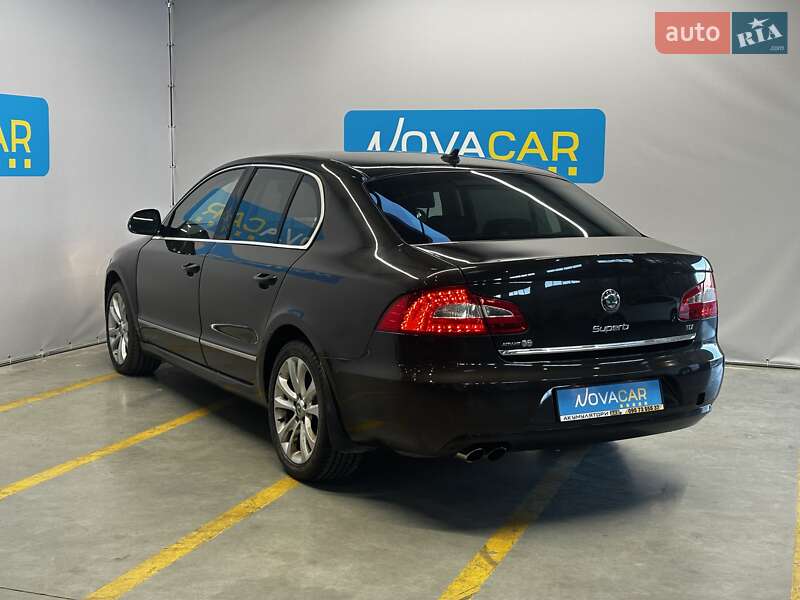 Лифтбек Skoda Superb 2012 в Киеве