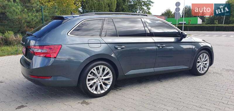 Универсал Skoda Superb 2019 в Ужгороде