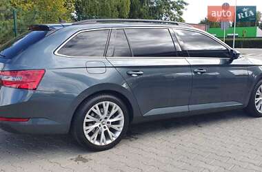 Универсал Skoda Superb 2019 в 