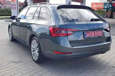 Универсал Skoda Superb 2019 в 