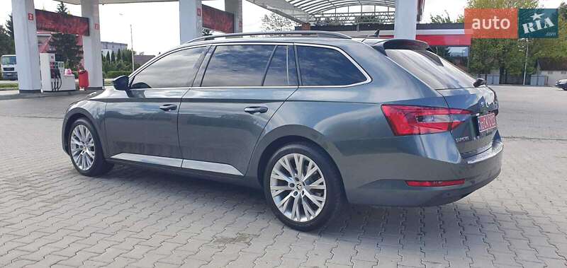 Универсал Skoda Superb 2019 в Ужгороде