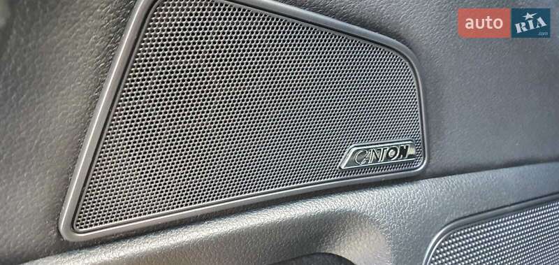 Универсал Skoda Superb 2019 в Ужгороде