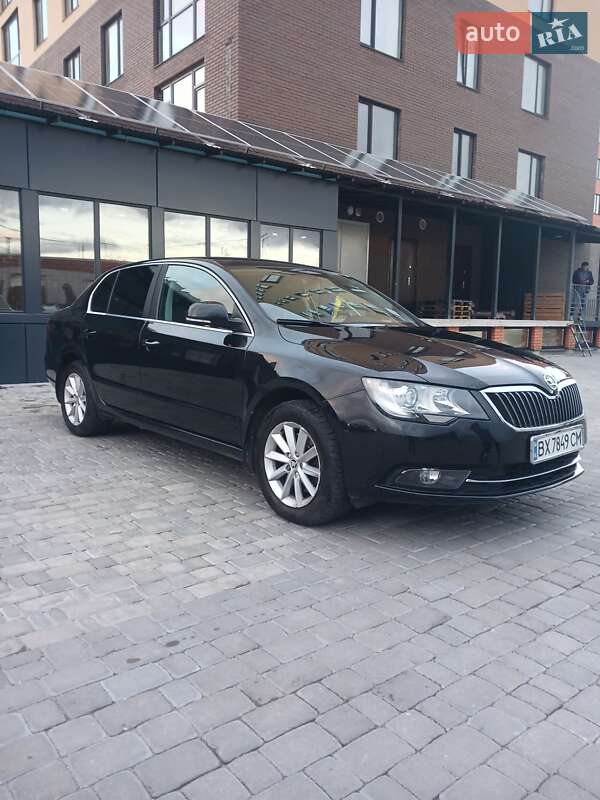 Лифтбек Skoda Superb 2014 в Нетешине