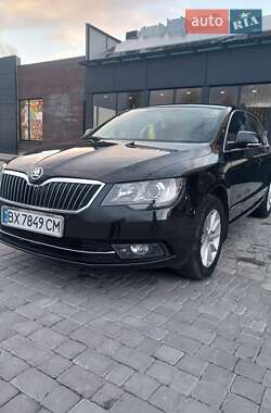 Лифтбек Skoda Superb 2014 в 