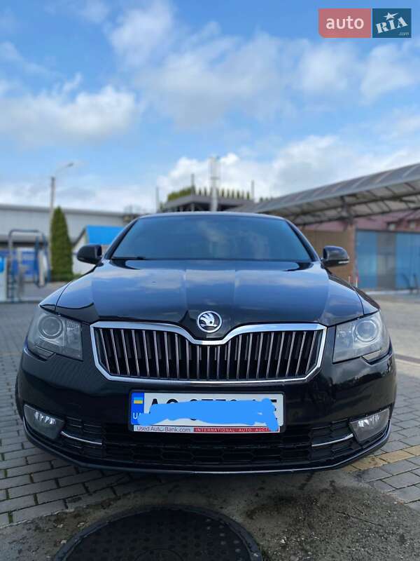 Лифтбек Skoda Superb 2014 в Виноградове фото 6 Лифтбек Skoda Superb 2014 в Виноградове