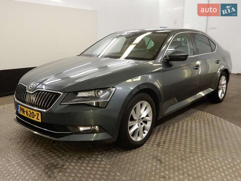 Лифтбек Skoda Superb 2017 в Коломые фото 23 Лифтбек Skoda Superb 2017 в Коломые