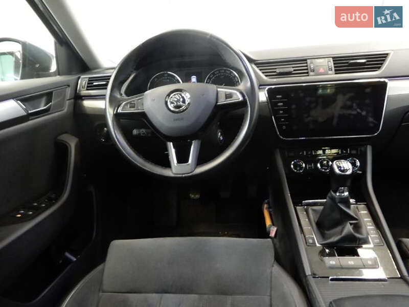 Лифтбек Skoda Superb 2017 в Коломые фото 27 Лифтбек Skoda Superb 2017 в Коломые