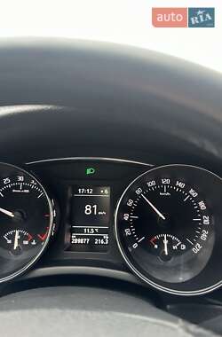 Універсал Skoda Superb 2011 в 