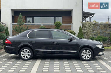 Лифтбек Skoda Superb 2010 в 