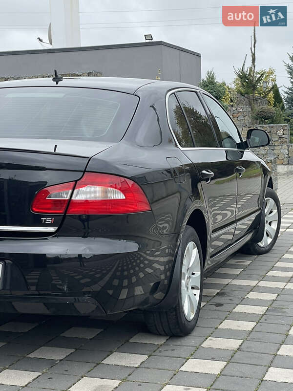 Лифтбек Skoda Superb 2010 в Стрые