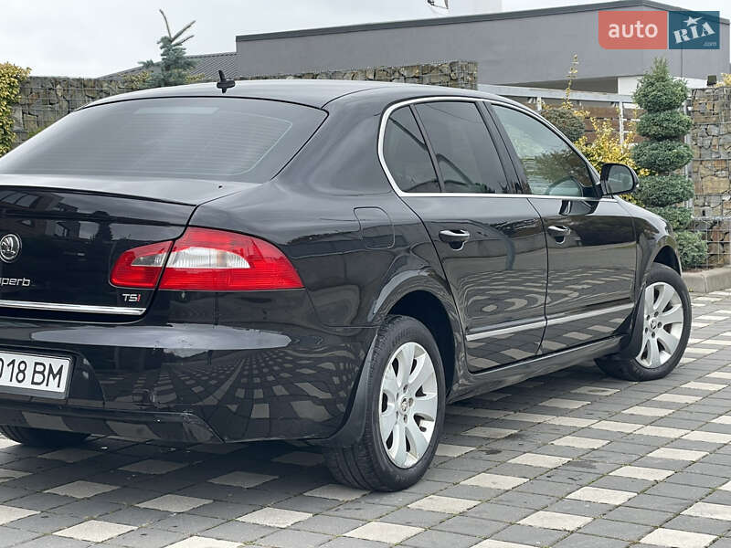 Лифтбек Skoda Superb 2010 в Стрые