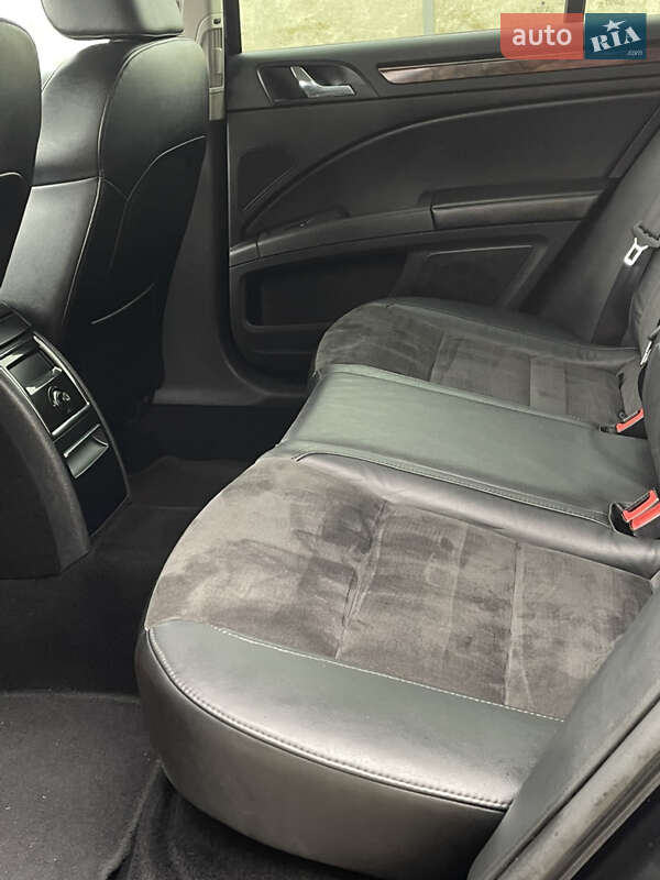 Лифтбек Skoda Superb 2010 в Стрые