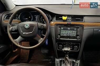 Ліфтбек Skoda Superb 2012 в 