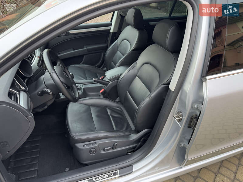 Універсал Skoda Superb 2015 в Мукачевому