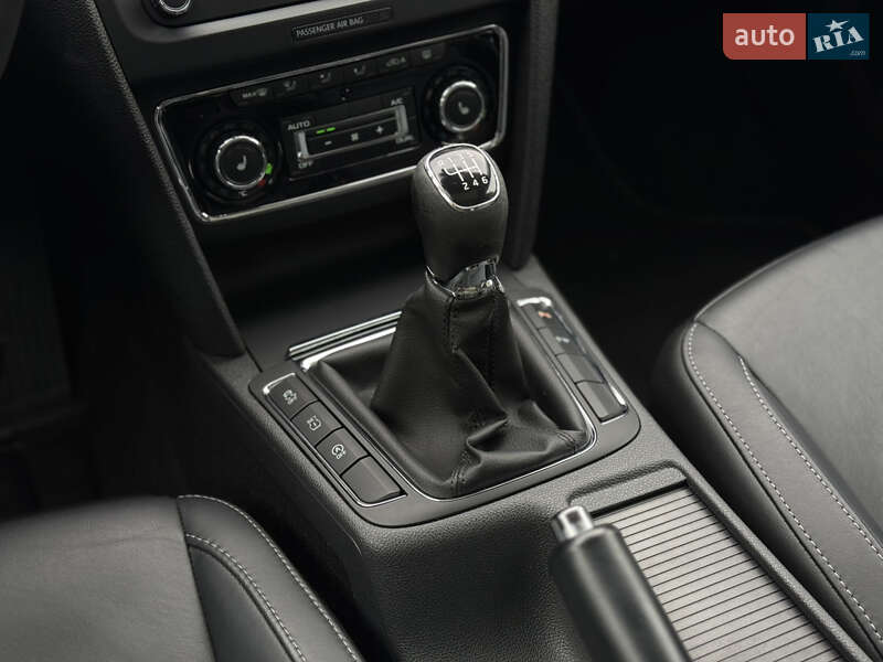 Універсал Skoda Superb 2015 в Мукачевому