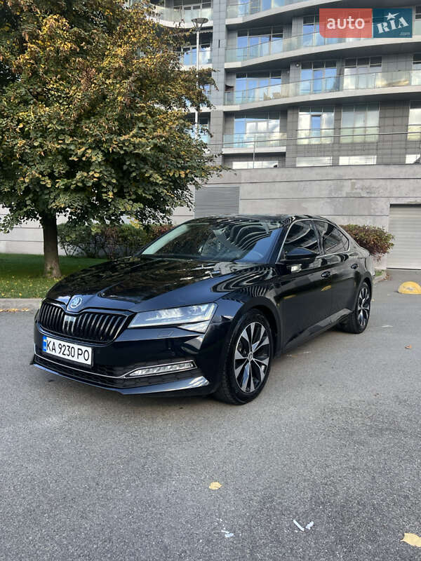 Лифтбек Skoda Superb 2019 в Киеве