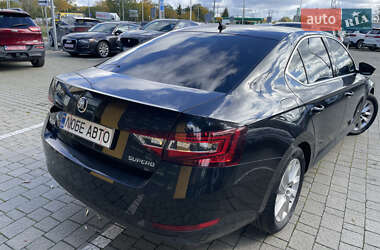 Лифтбек Skoda Superb 2017 в 