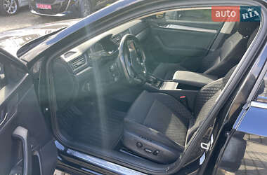 Лифтбек Skoda Superb 2017 в 