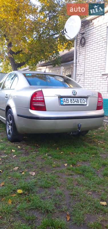 Лифтбек Skoda Superb 2005 в Бершади