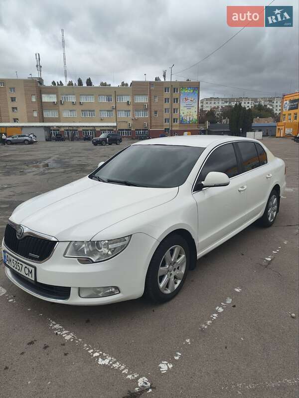 Лифтбек Skoda Superb 2011 в Житомире фото 5 Лифтбек Skoda Superb 2011 в Житомире