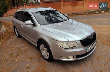 Універсал Skoda Superb 2010 в 