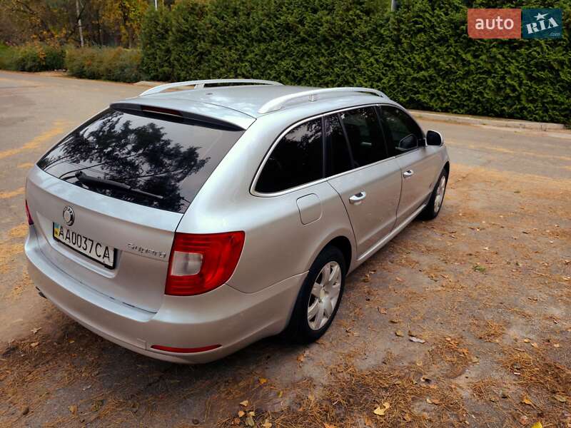 Универсал Skoda Superb 2010 в Буче