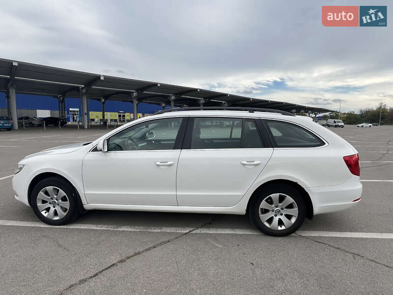Универсал Skoda Superb 2012 в Запорожье фото 3 Универсал Skoda Superb 2012 в Запорожье