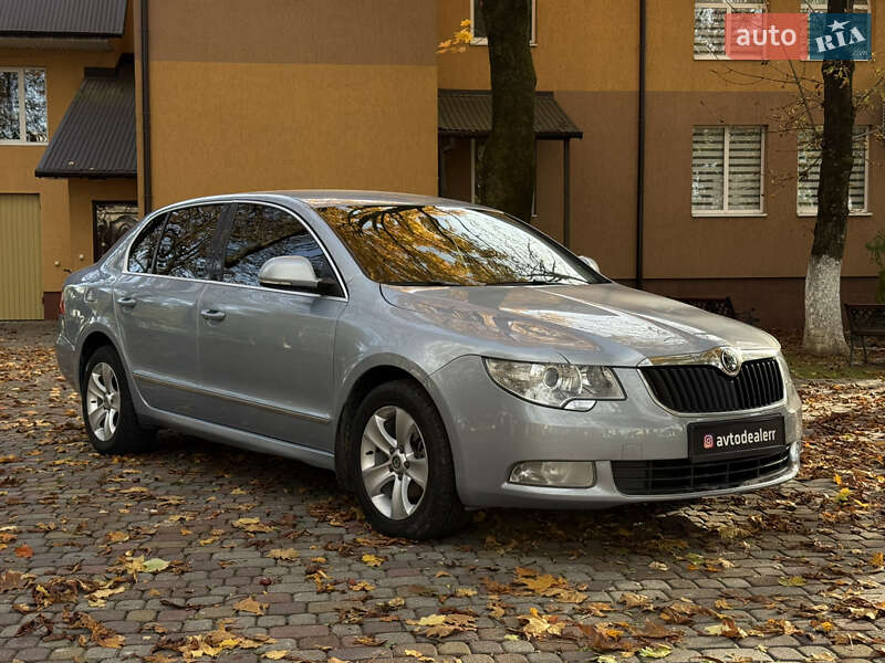 Ліфтбек Skoda Superb 2011 в Тячеві