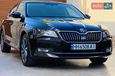 Лифтбек Skoda Superb 2017 в Одессе
