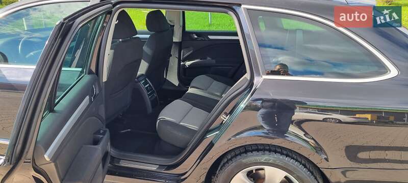 Универсал Skoda Superb 2012 в Косове